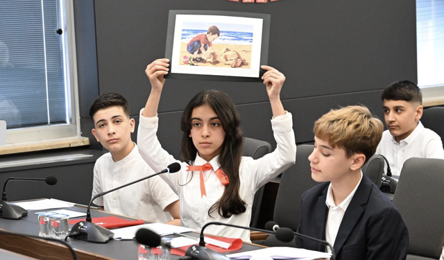 23 Nisan Çocuk Meclisi'nden Dünyaya Barış Mesajı
