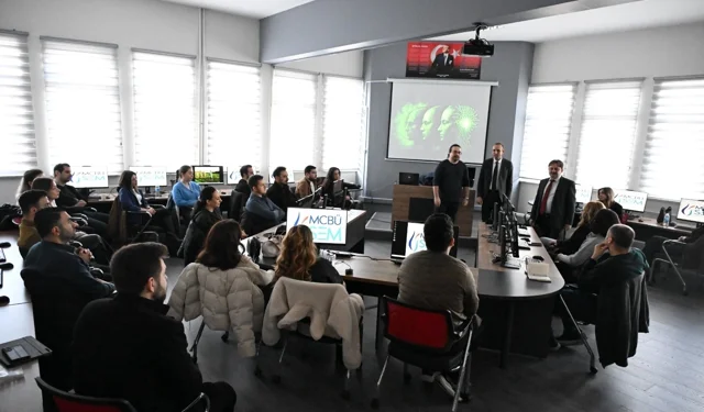 Manisa'da yerel yönetimlerde yapay zeka eğitimi