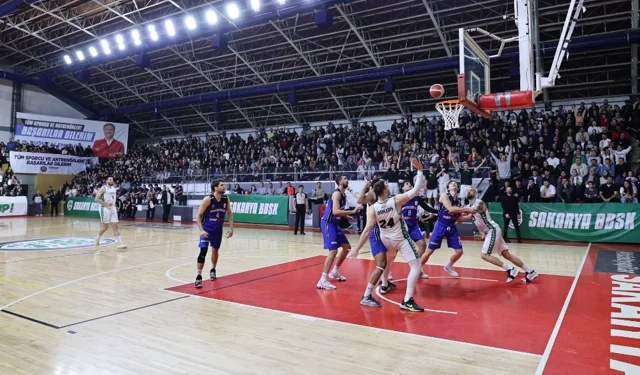 Sakarya yarı finalde ikinci maçına hazırlanıyor