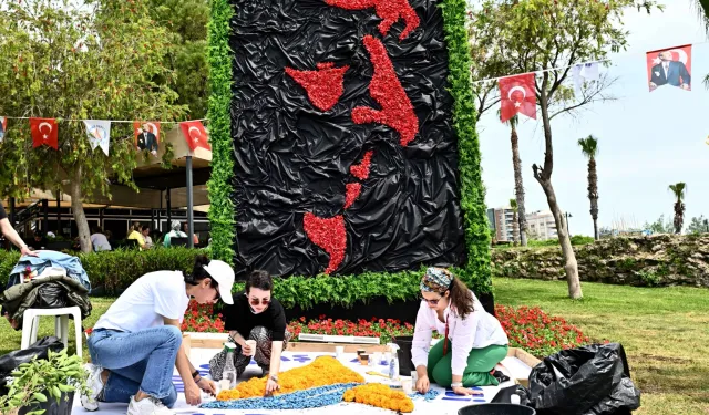 Antalya'da 130 bin çiçekle görsel şov