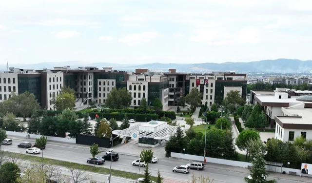 BTÜ'den sürdürülebilir gıdaya katkı... Akdeniz'in baklagilleri yeni nesil gıdalara dönüşüyor