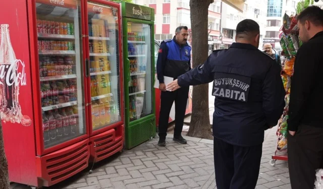Eskişehir'de zabıta ekiplerinden ortak alanlara sıkı denetim