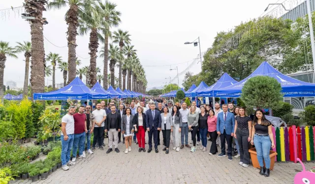 İzmir Balkon-Bahçe Bitkileri Festivali başladı