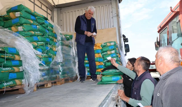 Traktörler tarlalara indi, mısır ekimi başladı