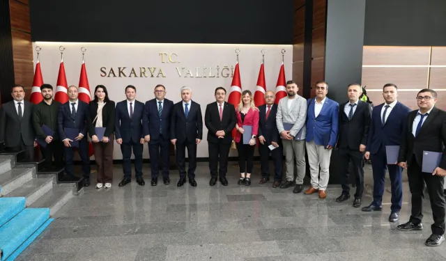 Geleceğin araç teknoloji eğitimlerini alan öğretmenler sertifikalandı
