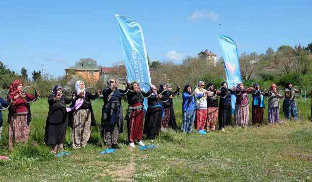 Şalvarlı sporla sağlıklı yaşama renkli farkındalık