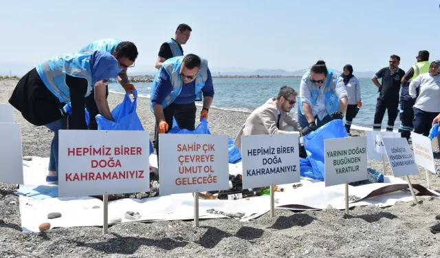 Deniz Çöpleri İzleme Programı ile kıyı temizliği yapıldı