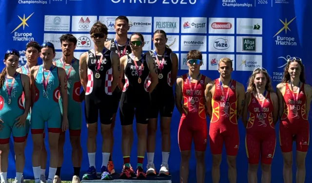 İzmirli sporcular gümüş madalya ile döndü