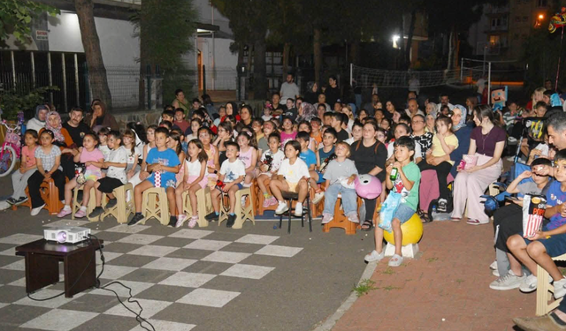 Giresun'da yaz akşamları sinema keyfi