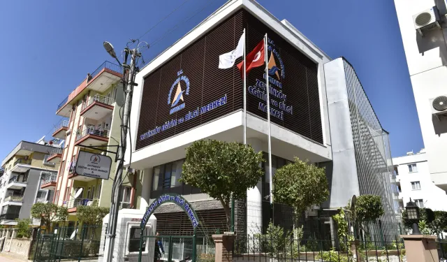 Antalya Muratpaşa'nın ücretsiz eğitim desteğinden LGS başarısı
