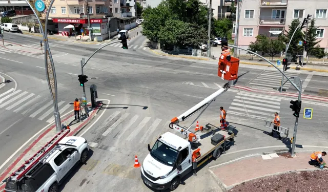 Güvenli yolculuk için Büyükşehir mesaide