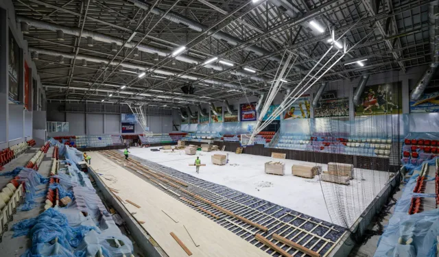 İzmir'de Celal Atik Spor Salonu FIBA standartlarına kavuşuyor