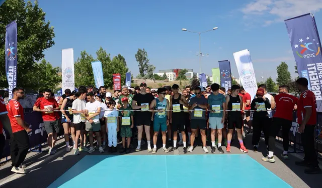 Kayseri Büyükşehir'den Demokrasi Koşusu