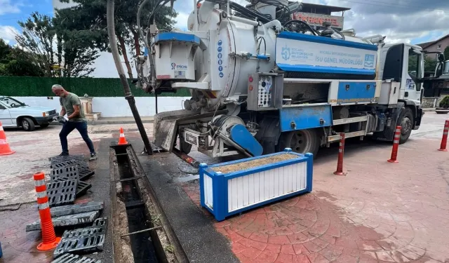 Kocaeli kuvvetli yağışa karşı yoğun çalışma...