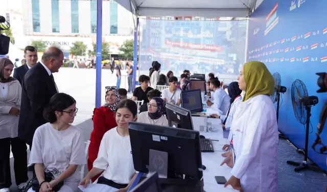 İBB'den Üniversite Tercih Dayanışma ve Rehberlik Merkezi