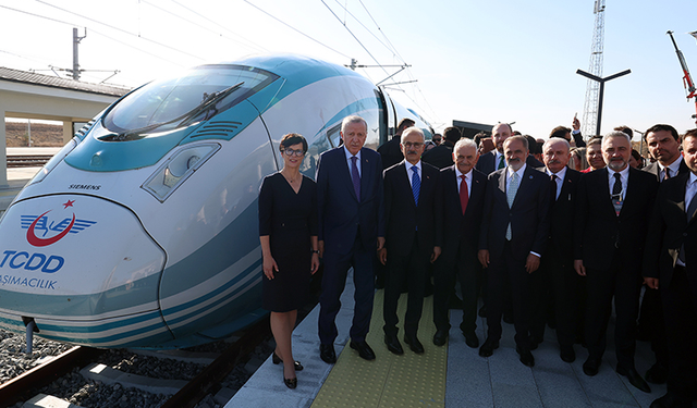 Cumhurbaşkanı Erdoğan: Halkalı-Kapıkule hattı Avrupa'ya açılan omurga olacak