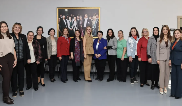 Kadın Muhtarlar 26 Ekim Kadın Muhtarlar Günü'nde buluştu...
