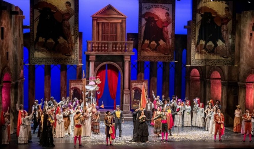 AKM’de 15 yıl aradan sonra  Carmen operası sahnelendi