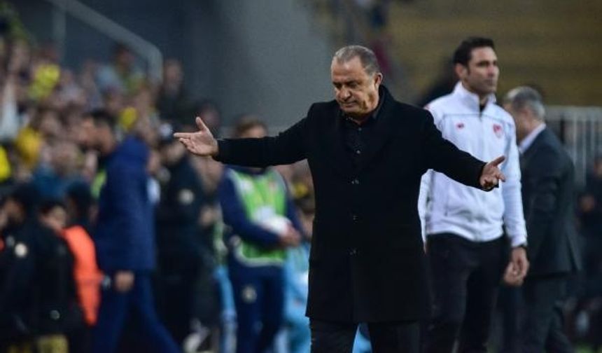 Fenerbahçe Galatasaray derbisinde  Fatih Terim'in yüzüne yansıyanlar