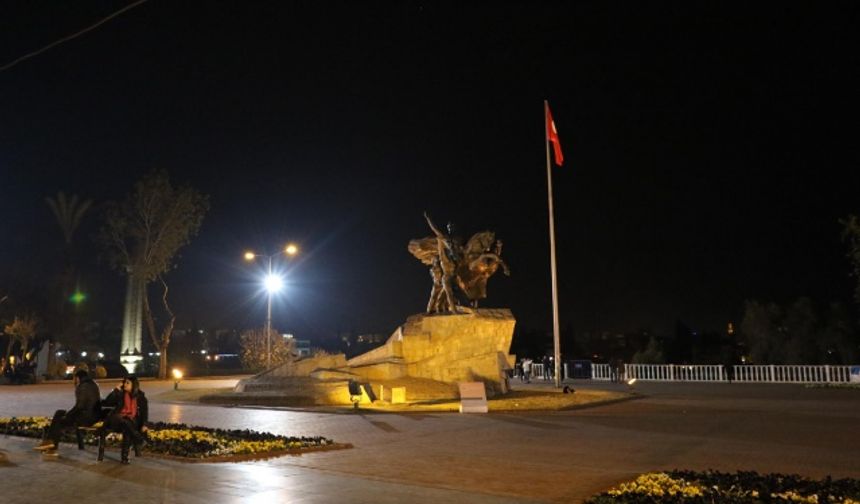 Antalya, yeni yılı sessiz ve üst düzey güvenlik önlemleriyle karşıladı