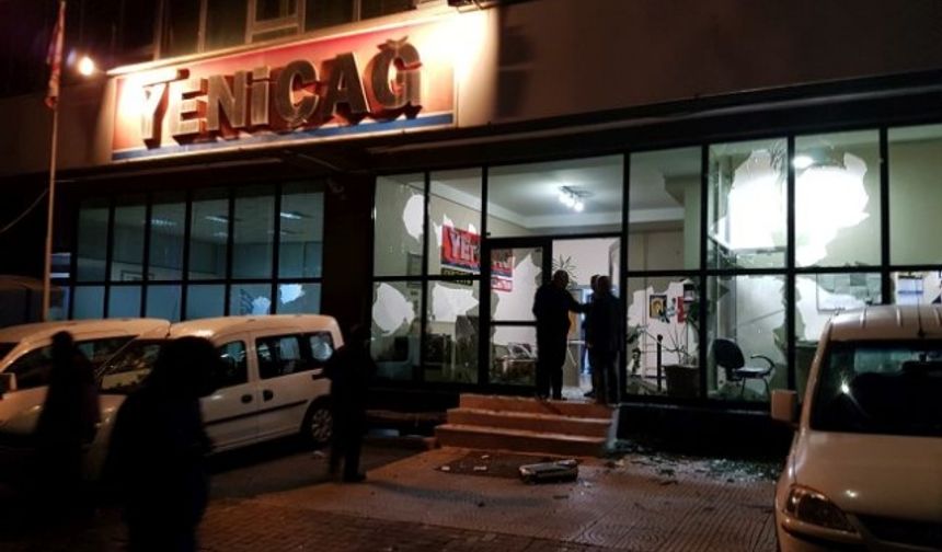 Yeniçağ Gazetesi'ne silahlı sopalı saldırı