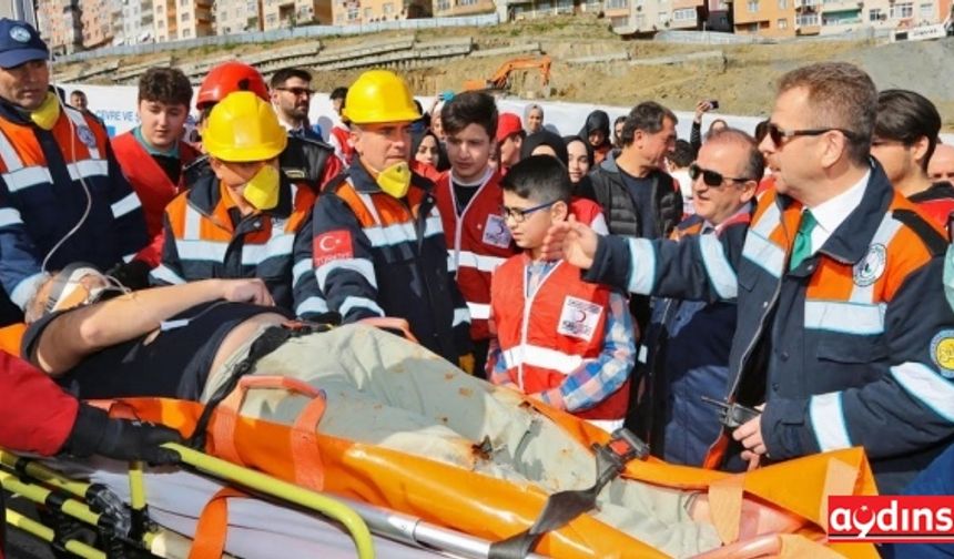 Gaziosmanpaşa Belediyesi Deprem Arama Kurtarma Ekibi göreve hazır