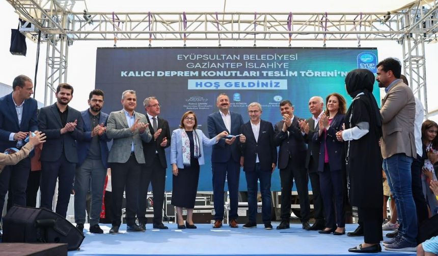 Eyüpsultan Belediyesi’nin İslahiye konutları teslim edildi