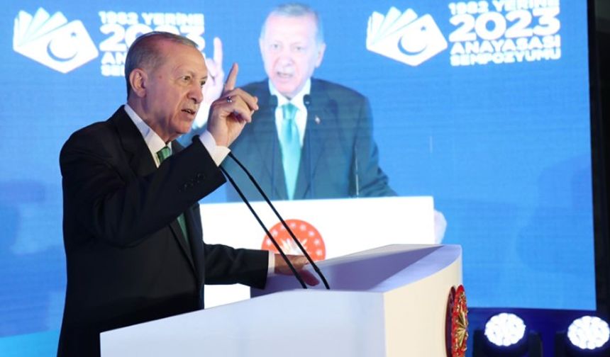 Erdoğan'dan Yeni Anayasa mesajı; Mücadeleyi asla bırakmayacağız