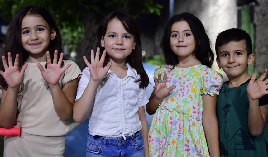 Başkan Turan Karasurları Millet Bahçesi'nde halkla buluştu