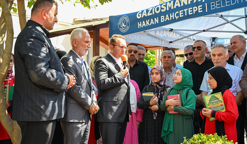 Gaziosmanpaşa'nın Şehit Belediye Başkanı Mustafa Yeşil Mezarı başında anıldı