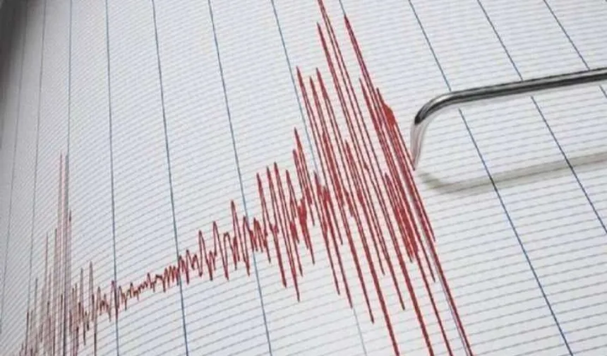 Marmara'da büyük deprem! Sarsıntılar sürüyor!
