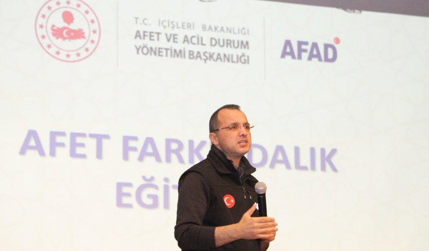 AFAD Tarafından Giresun  Belediyesi personeline Farkındalık Eğitimi