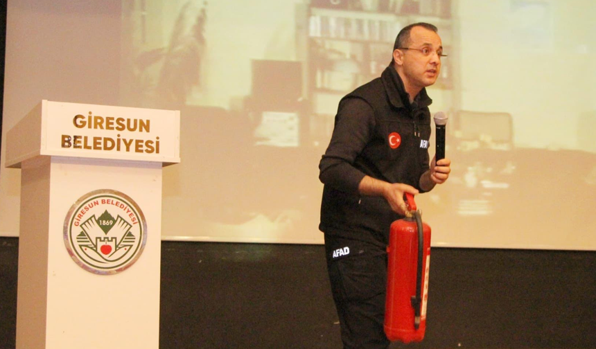 AFAD Tarafından Giresun  Belediyesi personeline Farkındalık Eğitimi