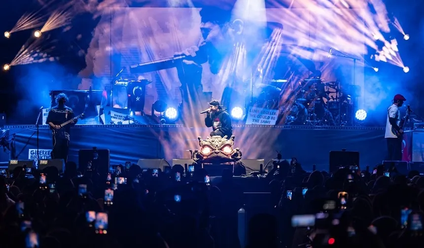 maNga'dan Bolu'da tarihi Cumhuriyet konseri