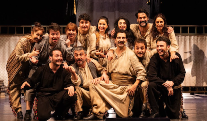 Eşeğin Gölgesi  sahnede; Adaletin, karmaşanın ve mizahın gölgesine davetlisiniz