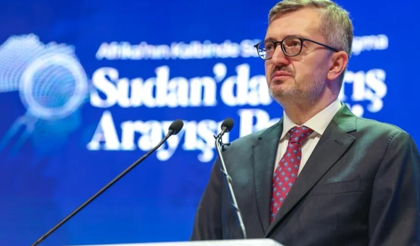 İletişim Başkanı Duran: Sudan'daki insani felaket insanlığın ortak vicdanını yaralıyor