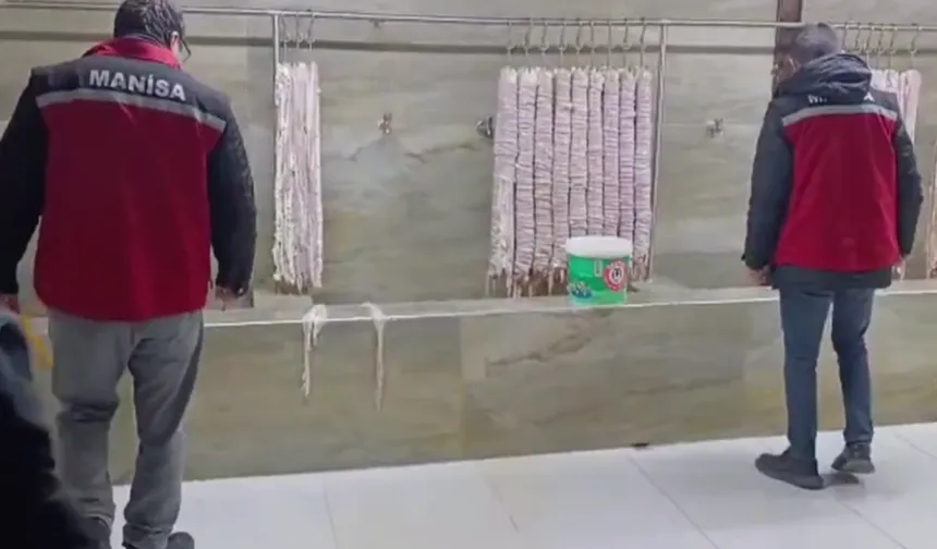 4 milyon TL'lik bozulmuş kokoreç imha edildi!