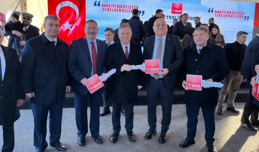 Milas'a TBB'den paletli ekskavatör hibe