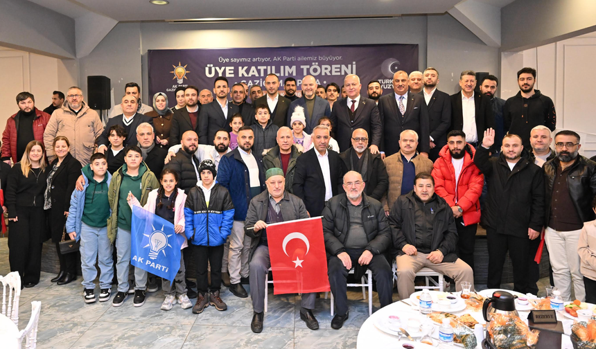 Gaziosmanpaşa’da AK Parti’ye 400 Yeni Üye