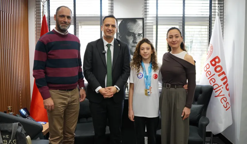 Bornovalı şampiyonlardan Başkan Eşki'ye gurur ziyareti