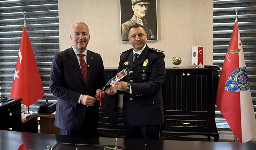 Polis Haftası’nda AKP Gaziosmanpaşa’dan Emniyet Teşkilatına Ziyaret