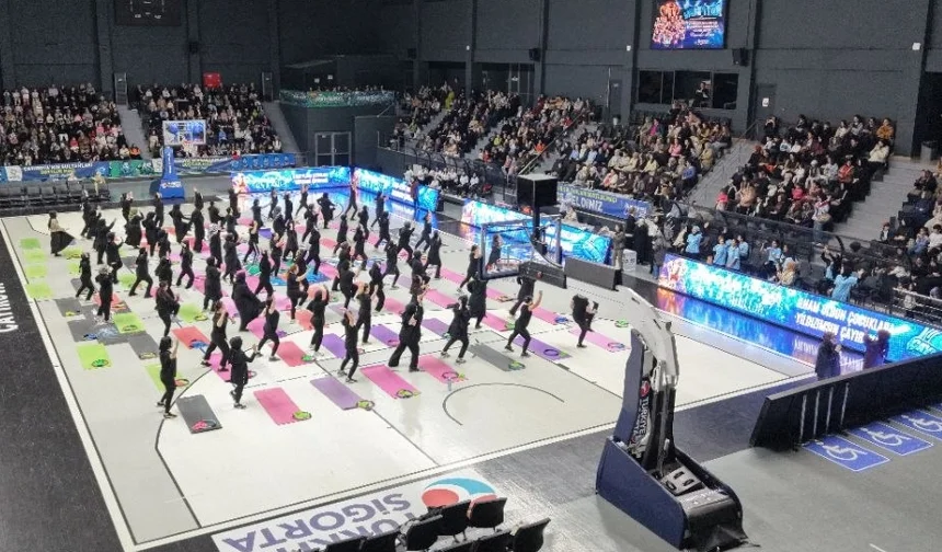 Kocaeli Çayırova'nın sultanları sahaya çıktı