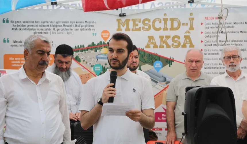 BTÜ'lü öğrenciler Filistin için nöbette