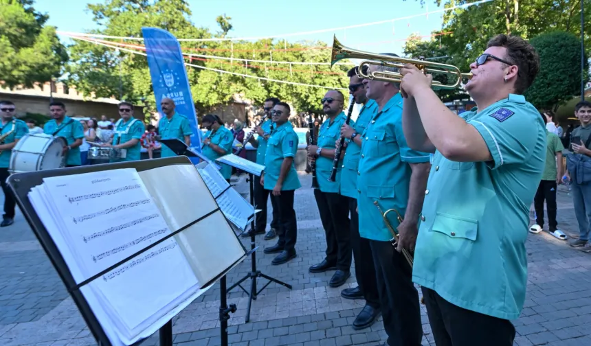 Bursa'da fetih coşkusu notalara yansıdı