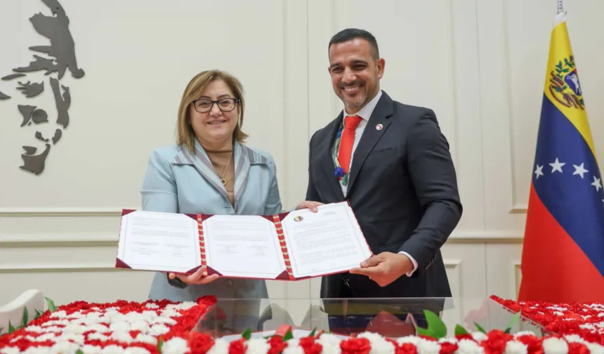 Gaziantep'ten Venezuela'ya yardım çağrısı... Başkan Şahin bir aylık maaşını bağışladı