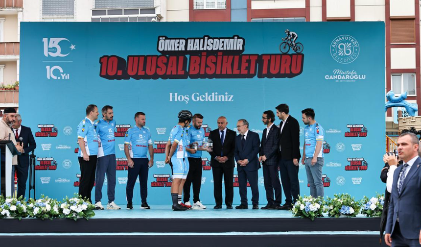 10. Ömer Halisdemir Ulusal Bisiklet Turu 15 Temmuz Ruhuyla Arnavutköy’den Başladı