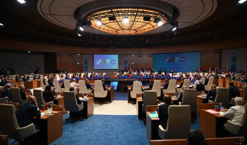 NATO Ankara Zirvesi'nde 50 milyar dolarlık yeni savunma anlaşması