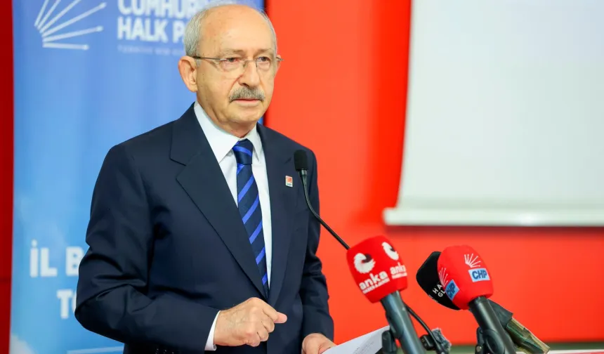 CHP'de İl Başkanları toplandı... Kılıçdaroğlu: Partiden ayrılanlarla tartışmaya girmeyin, sorunlara odaklanın