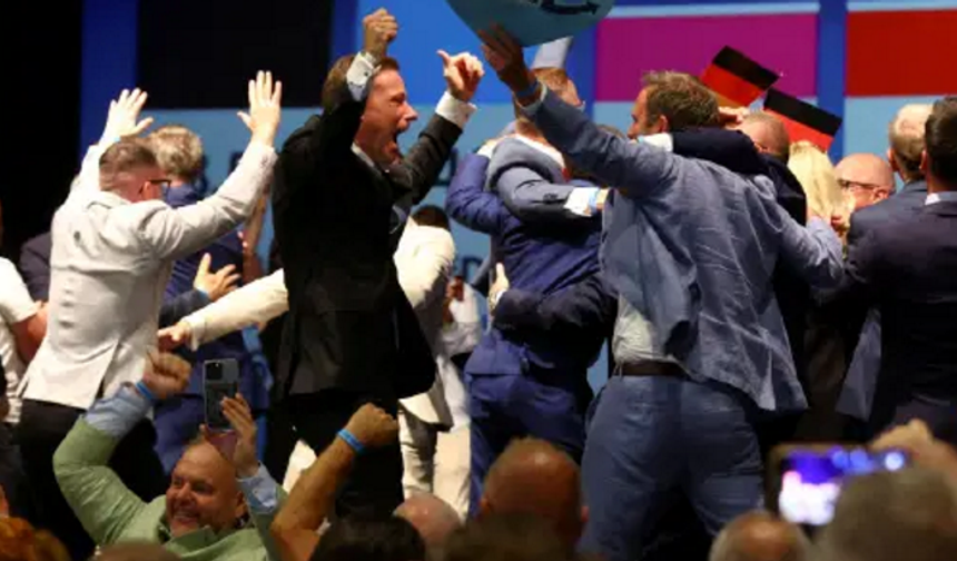 Şaşırtan seçim sonucu... Almanya'da Aşırı Sağcı AfD yüzde 45 oyla iktidar...