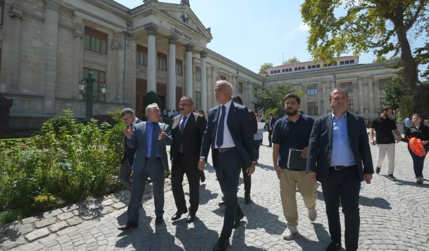 Çinili Köşk'te 54 bin çiniye müdahale